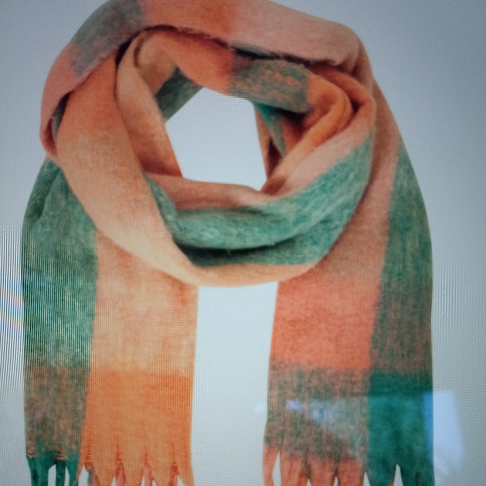 Mountain Warehouse -Blanket Scarf -NWT